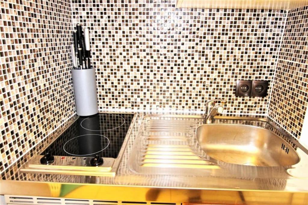 Modern flat with great location for longer stays