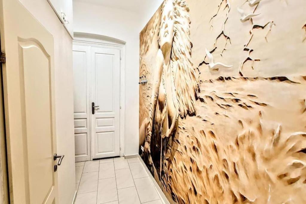 Modern flat with great location for longer stays