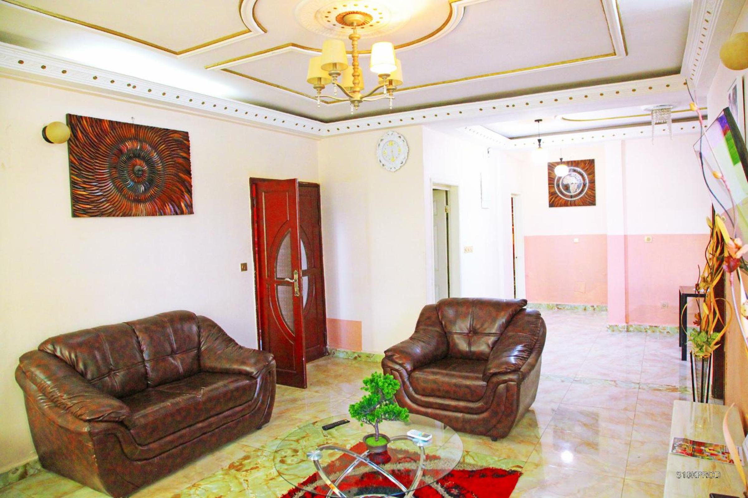 Chris Complex Executive Stays -Luxury Furnished Apartments and Guesthouses In Yaounde