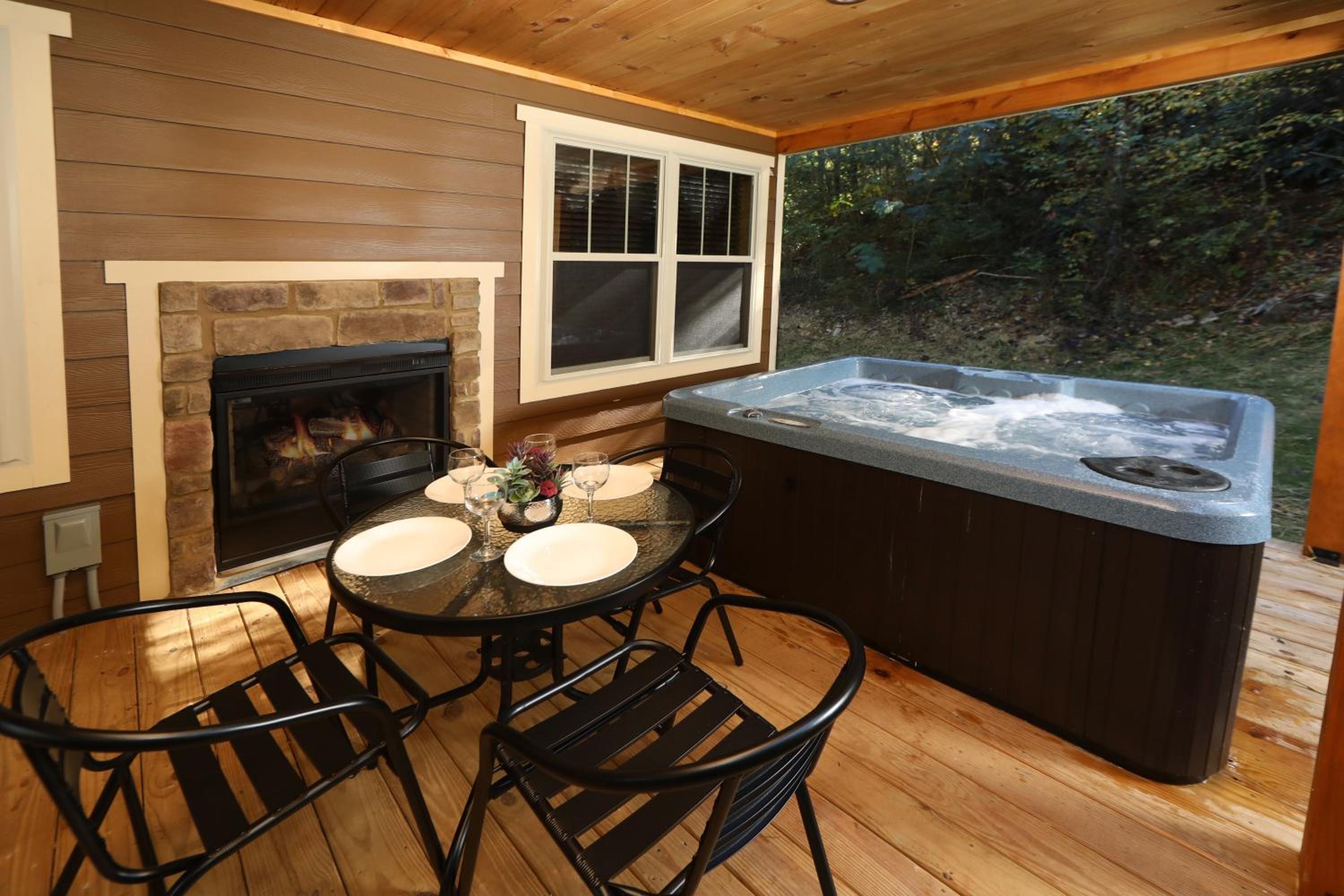 Misty Mountainside by Eden Crest Vacation Rentals view 3