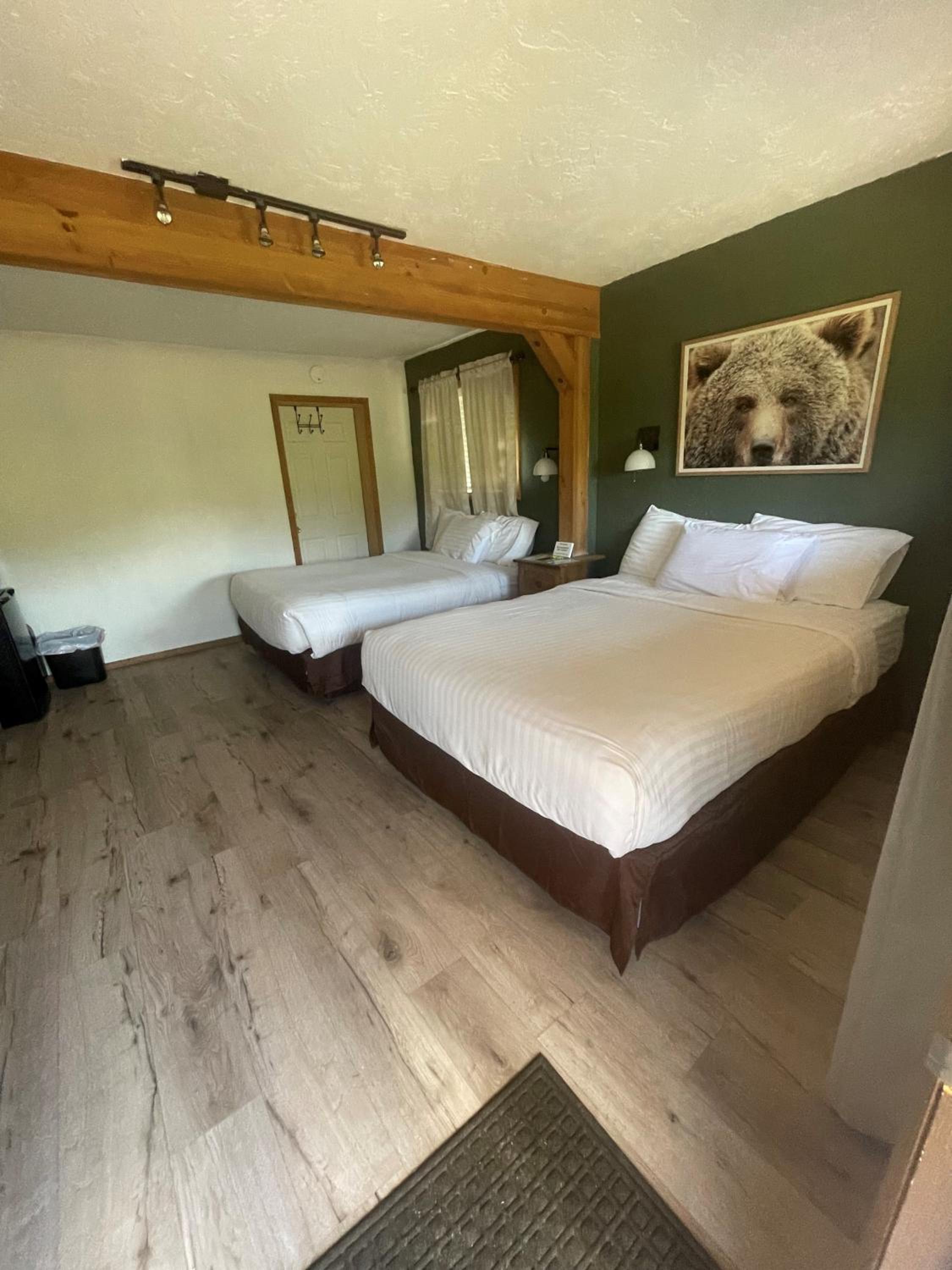 The Spruce Lodge