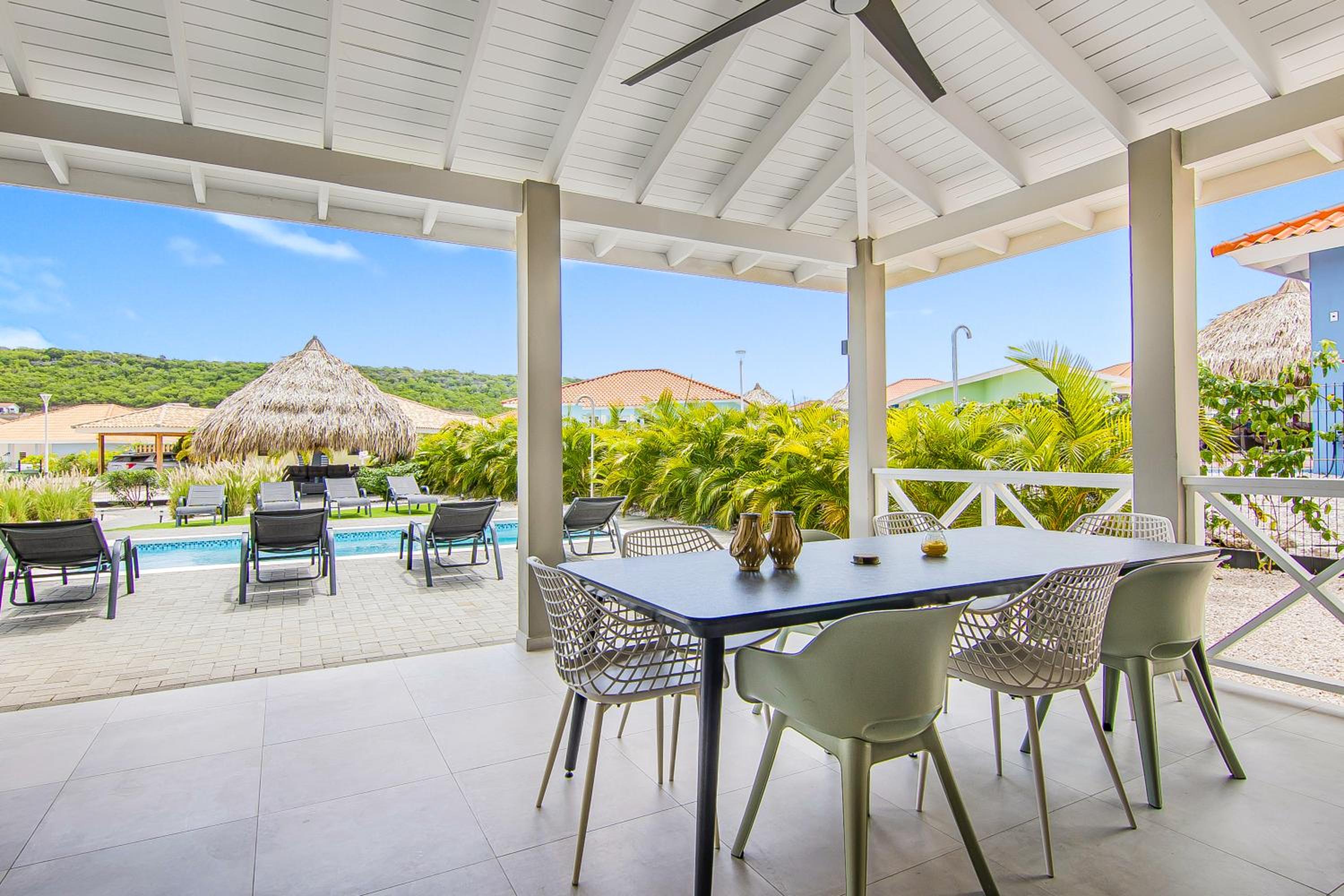 Villa Nisa - HOMEofEase - Villapark Fontein