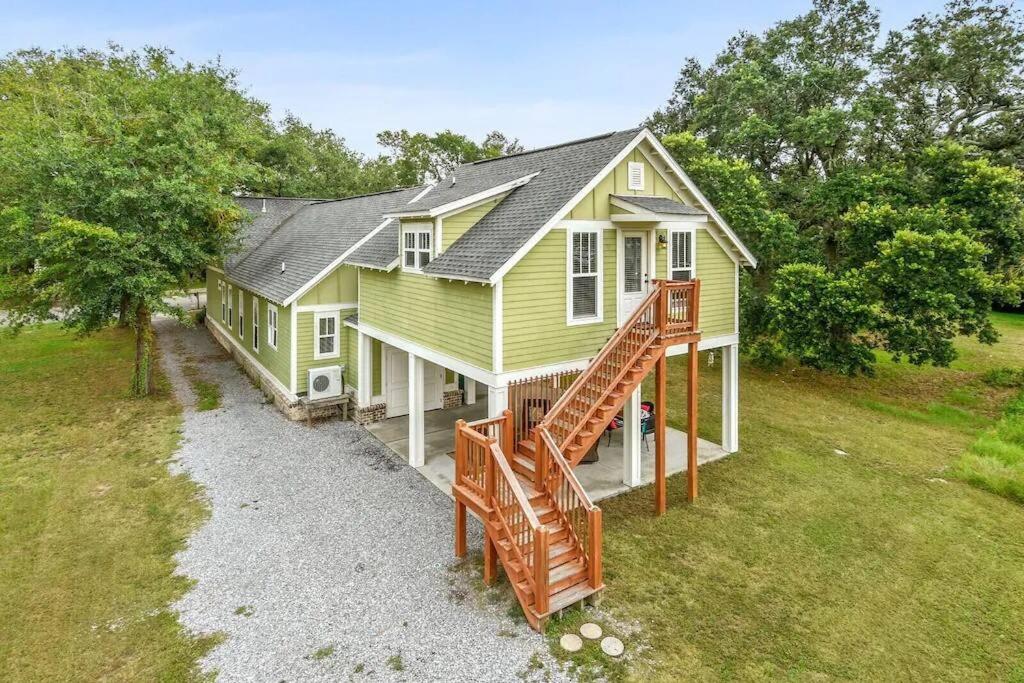 Ocean View-3 Bdrm Plus Mother-In-Law Suite - E-bikes view 4
