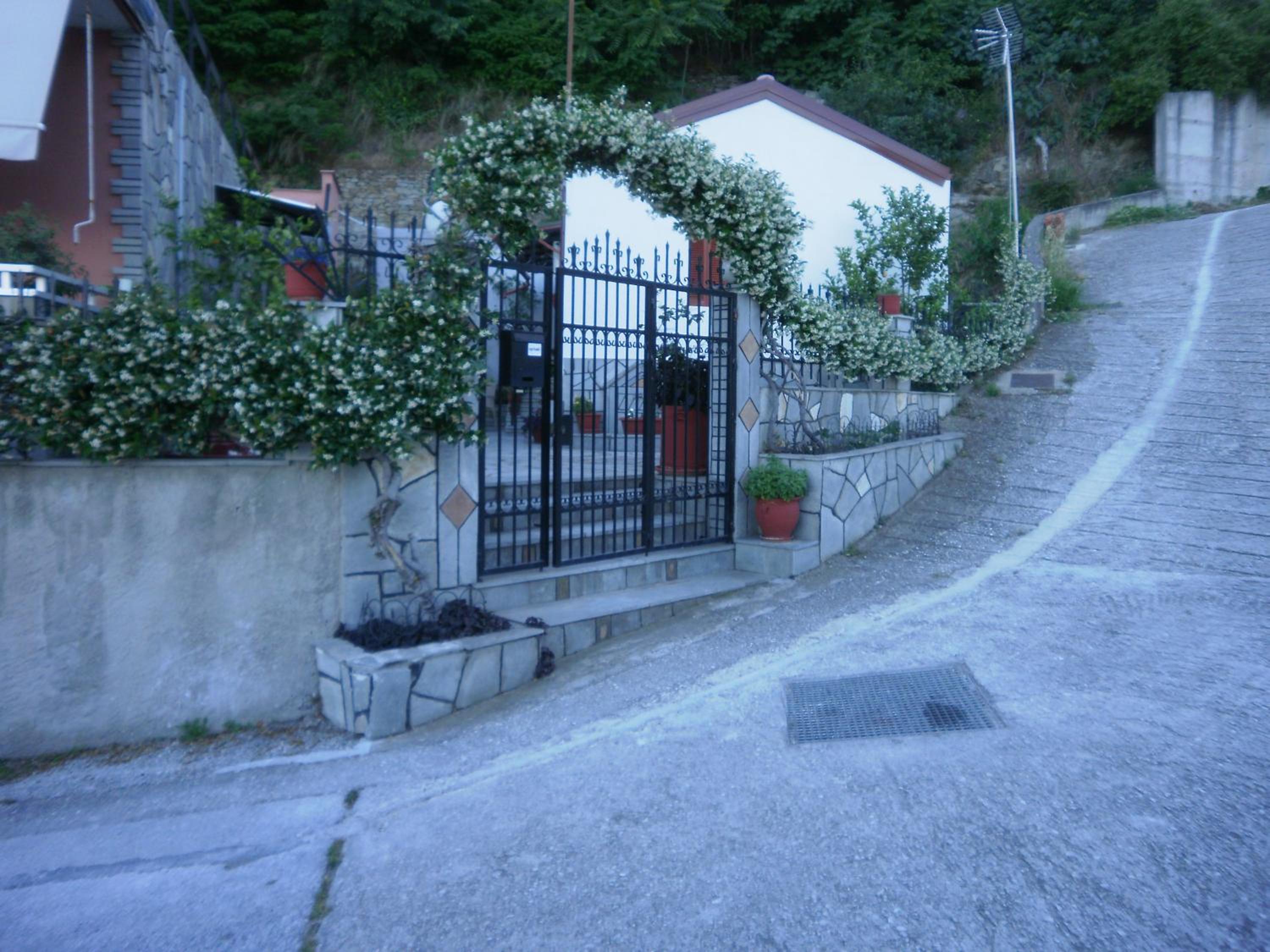 spitaki