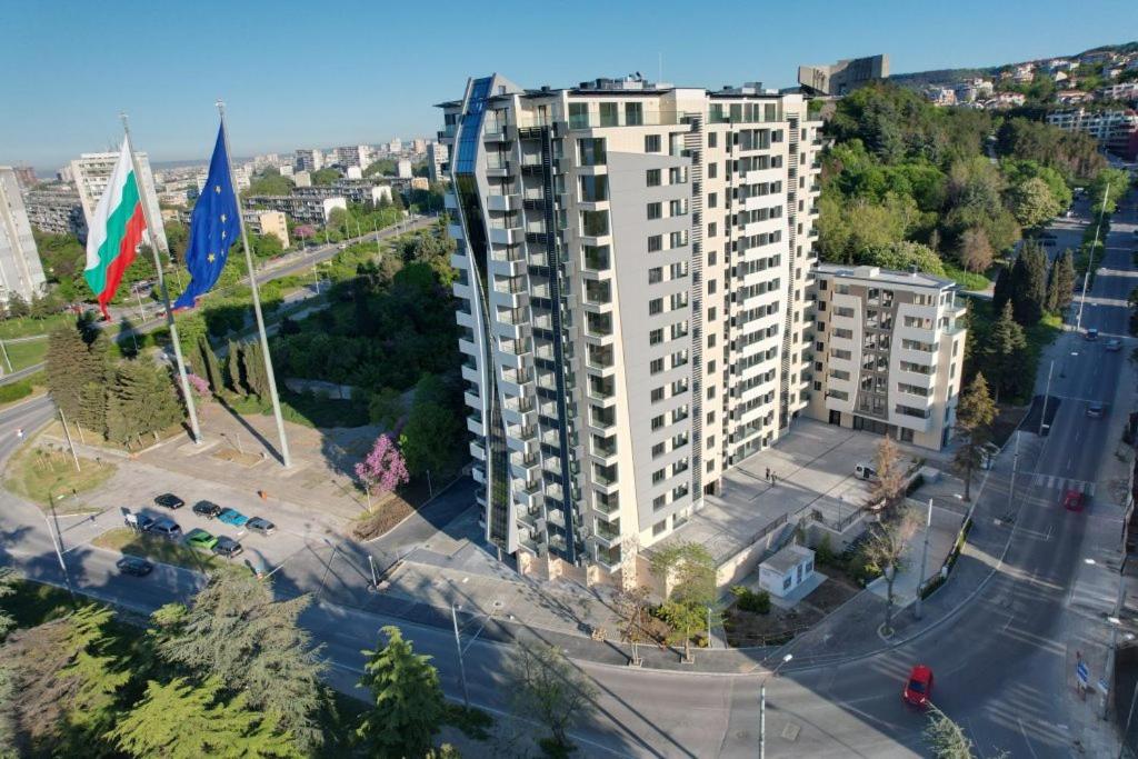 Sky view flat with parking