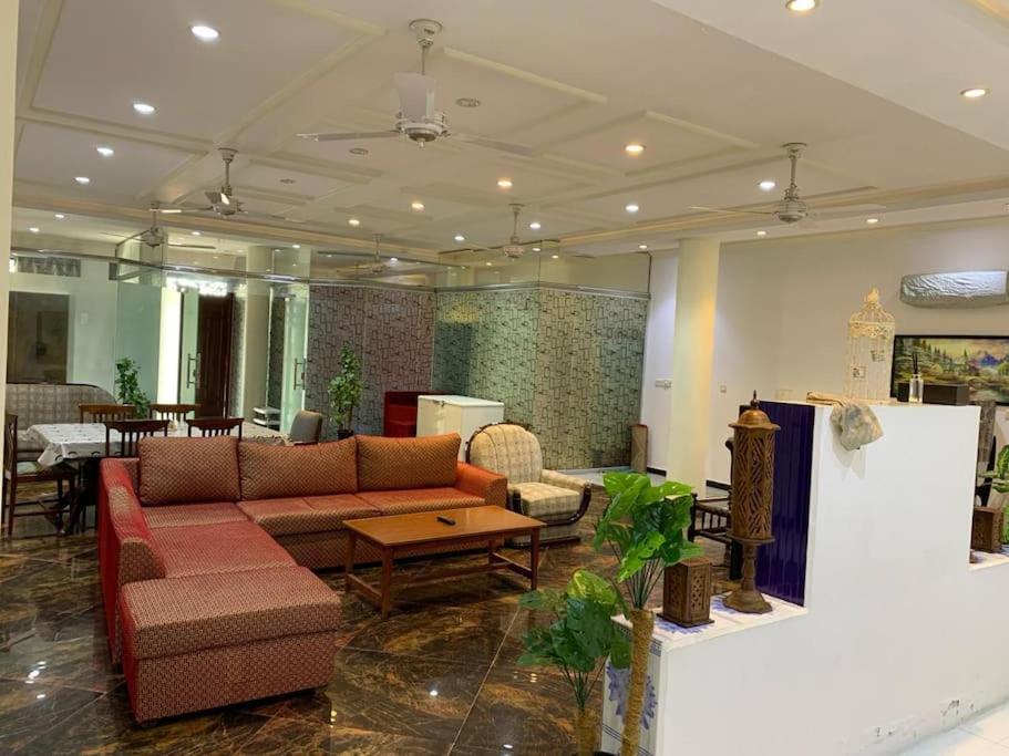 lounge