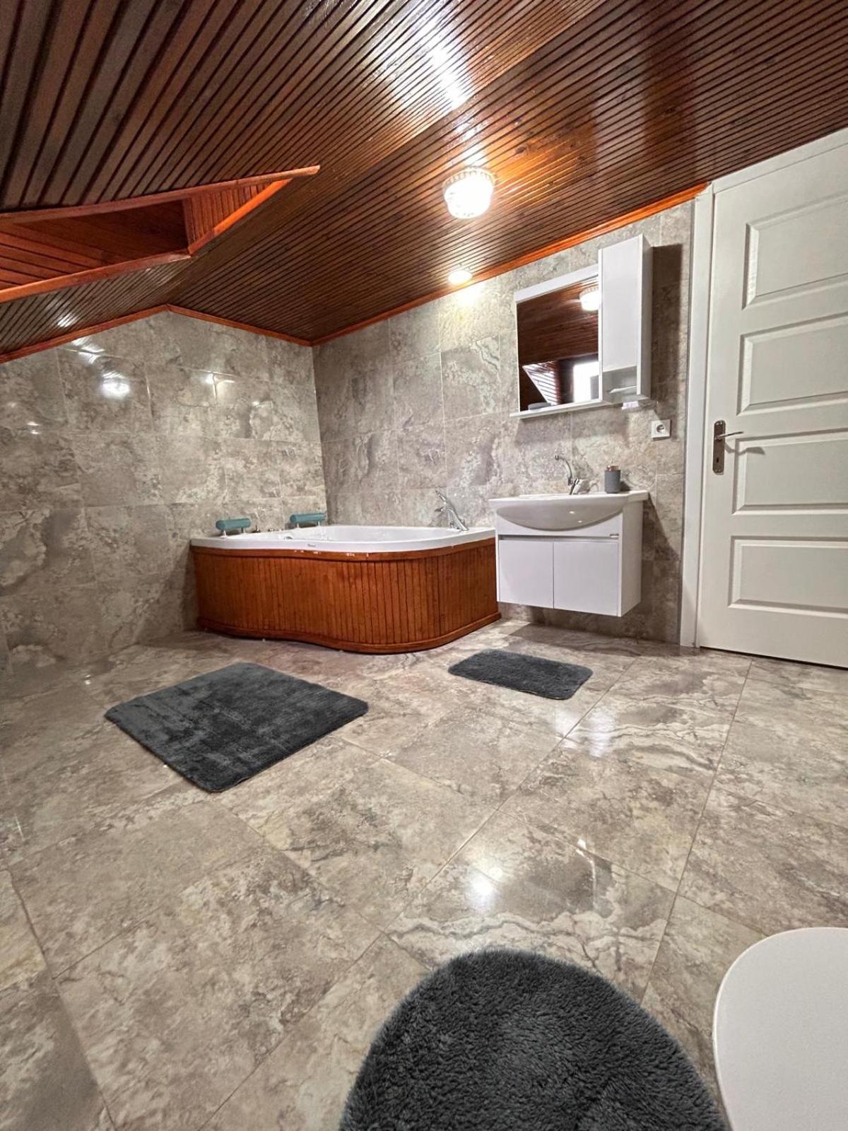 Villa Five Star view 5