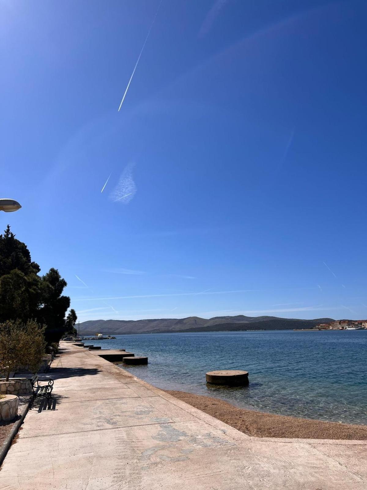 Lamore