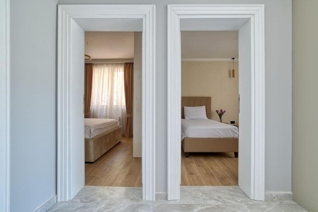 Luxury and Romantic Complex - Private Teracce & Parking - 7min from Beach