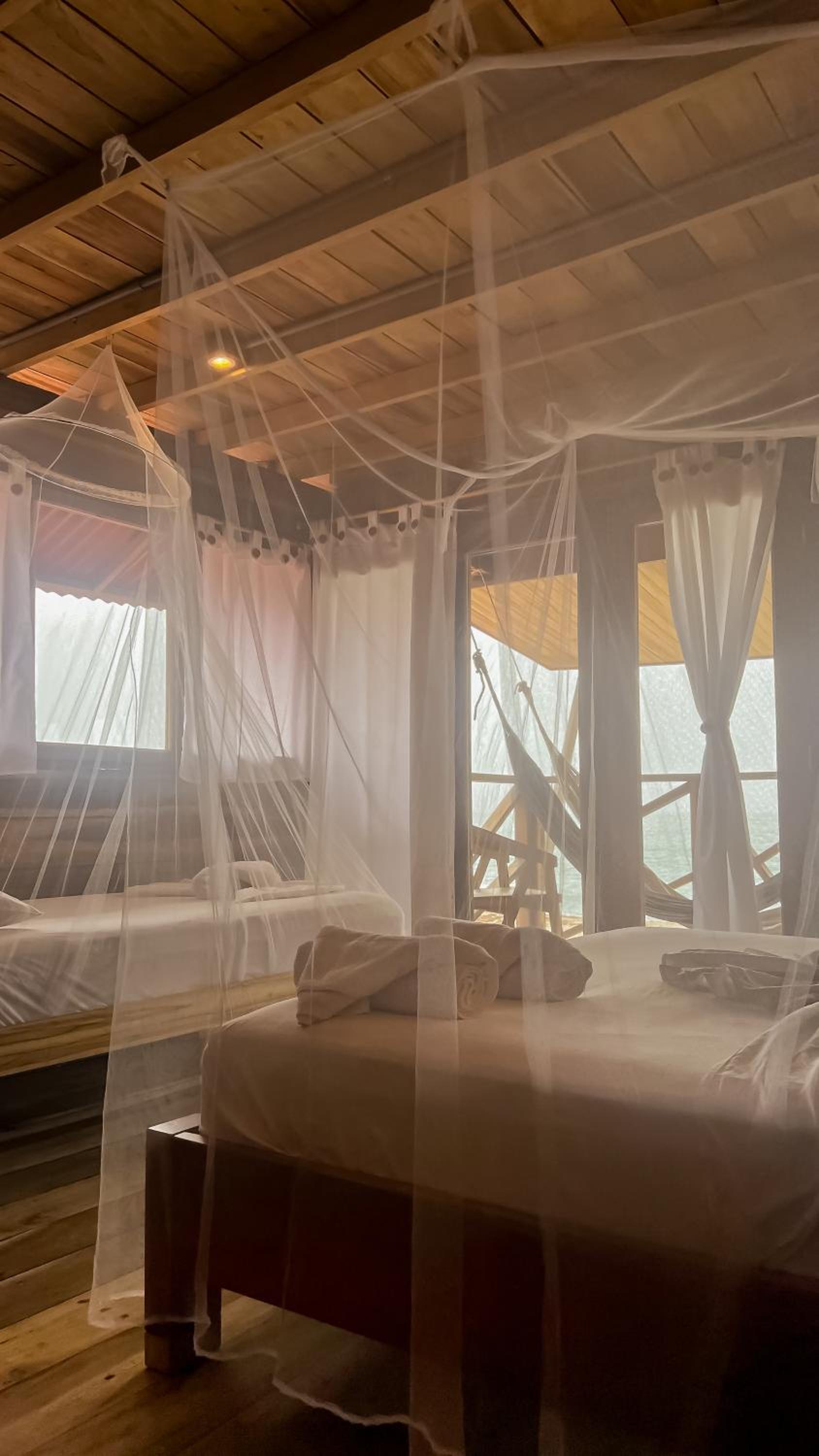Hostal MOCAMBO BEACH