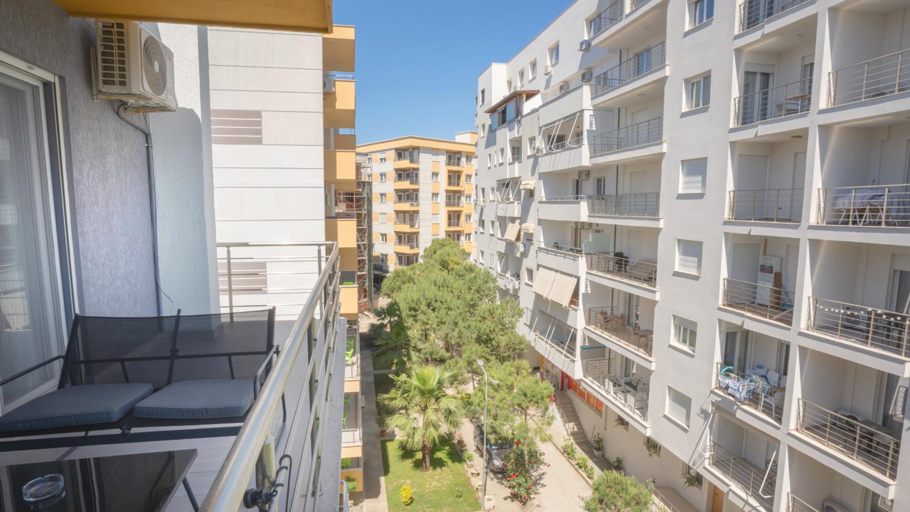 Ola Apartments