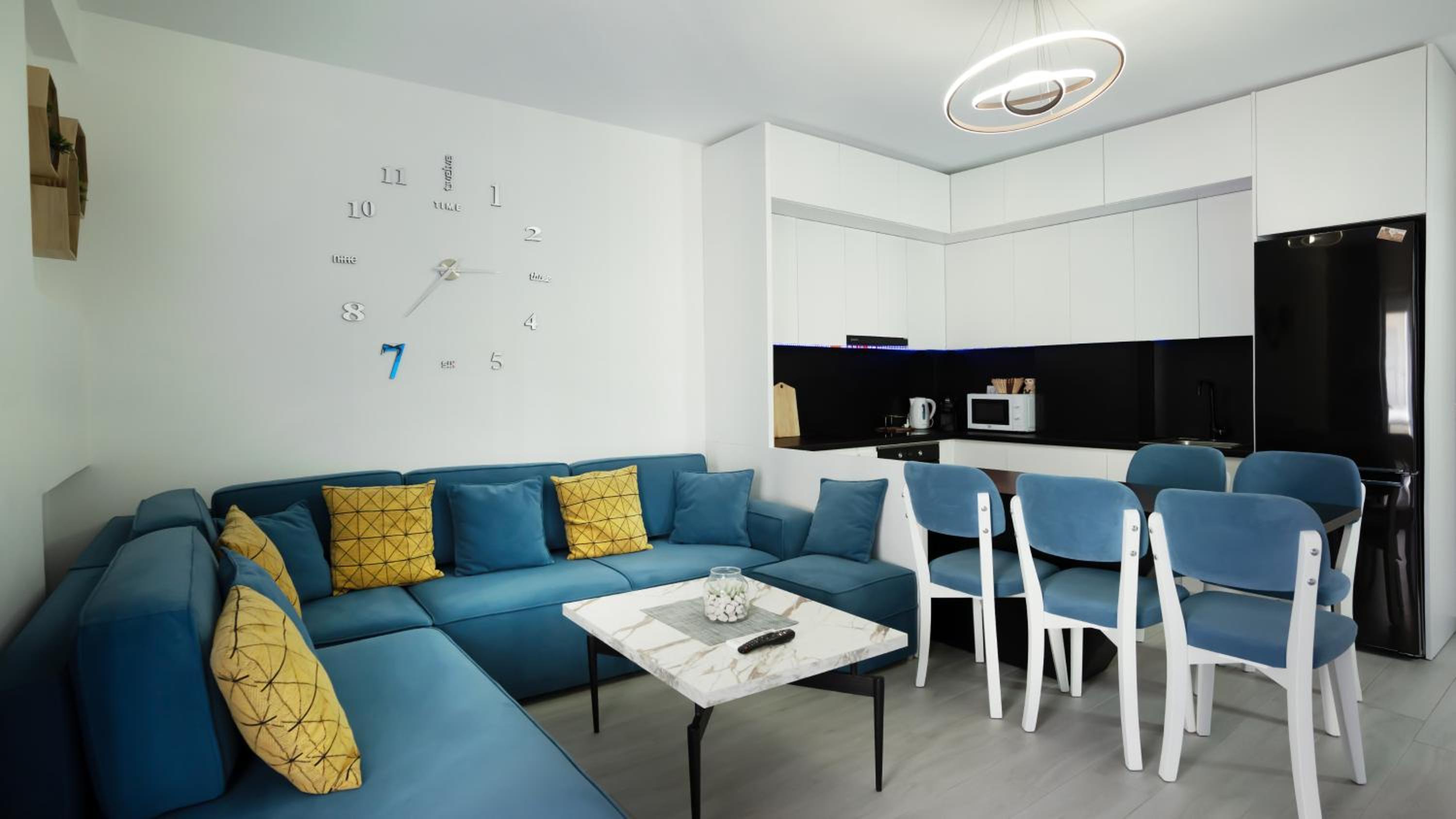 Ola Apartments