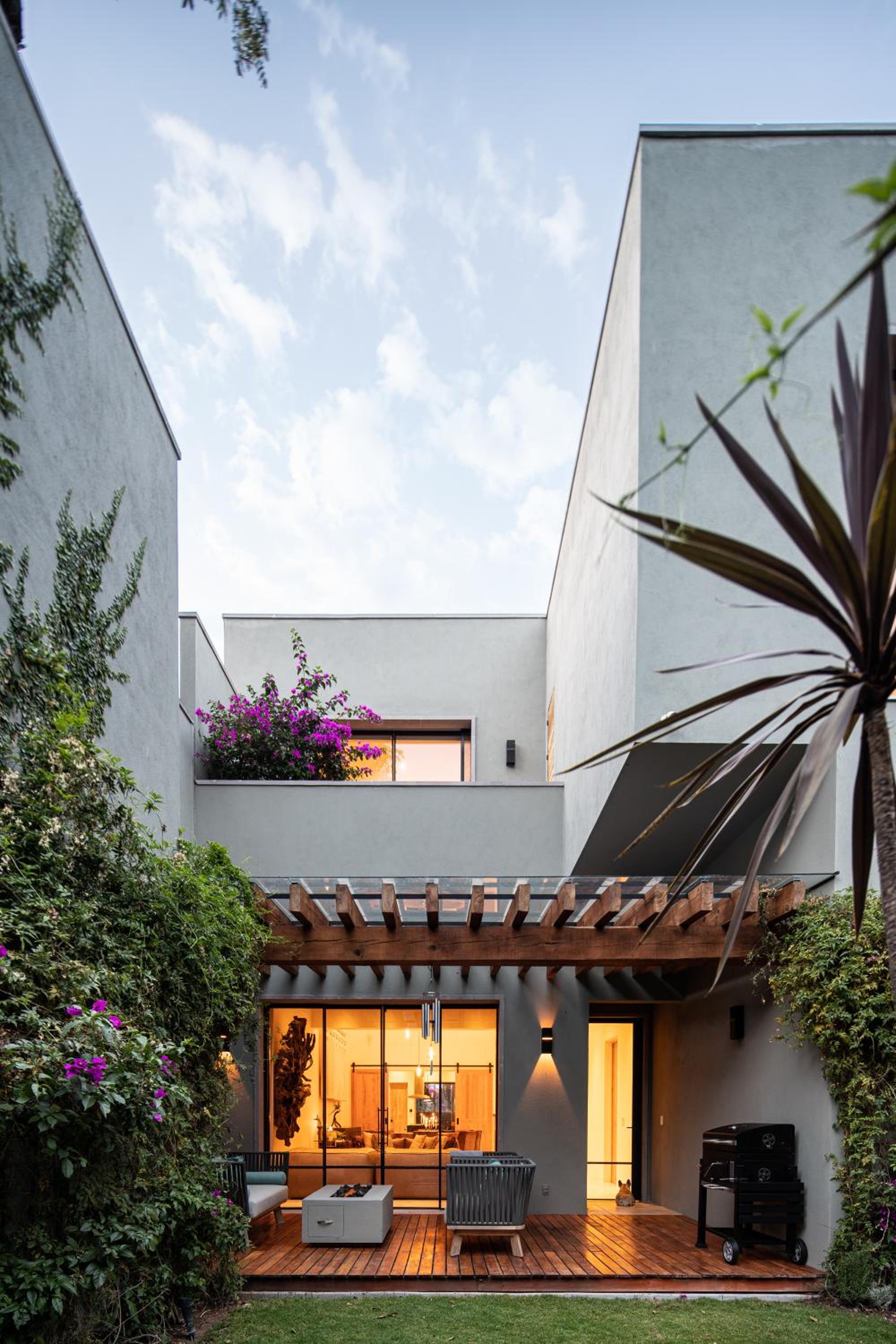 HOLT Parque Juarez Privada Stunning 5BR Villa
