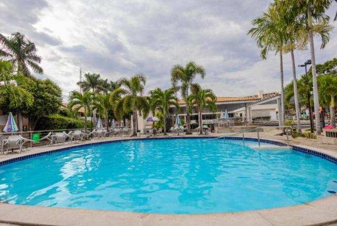 DiRoma Internacional Resort --com Piscinas 24h -- DESTINOS COMBINADOS TURISMO