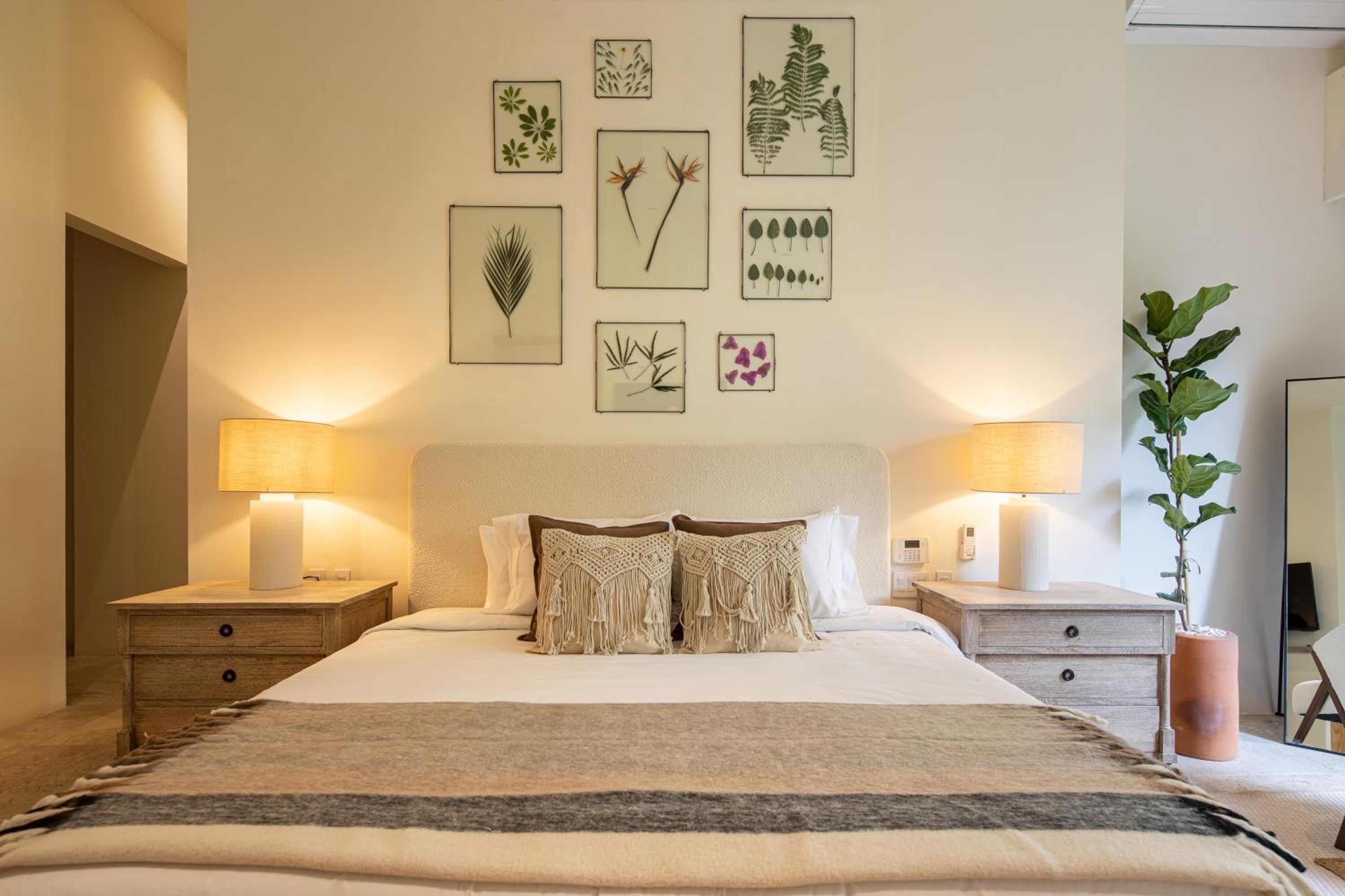 HOLT Parque Juarez Privada Stunning 5BR Villa
