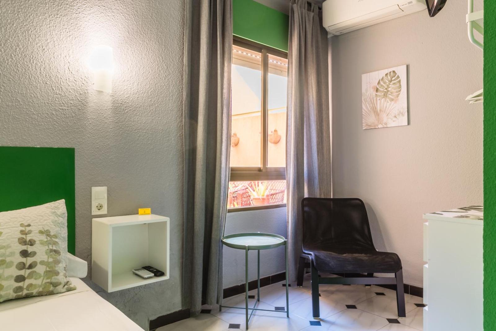 Hostal Tropical
