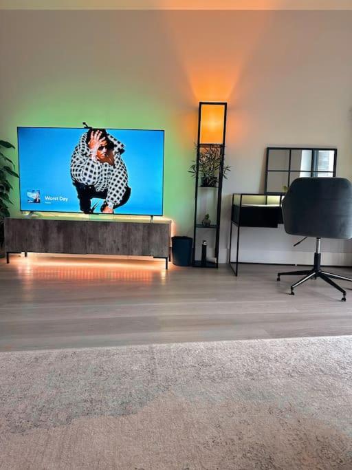 The Pad view 3