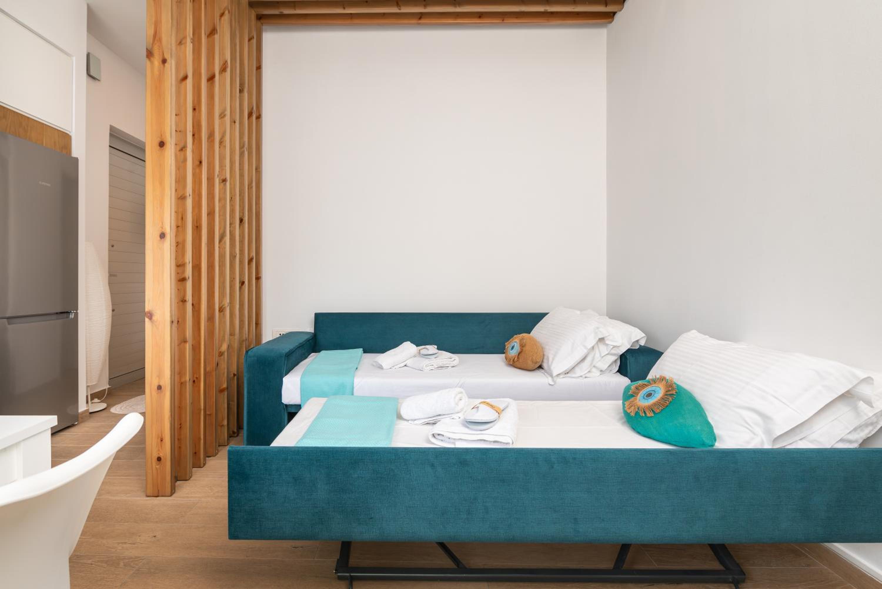 Hyacinthus Executive Suite 5 Min to BEACH