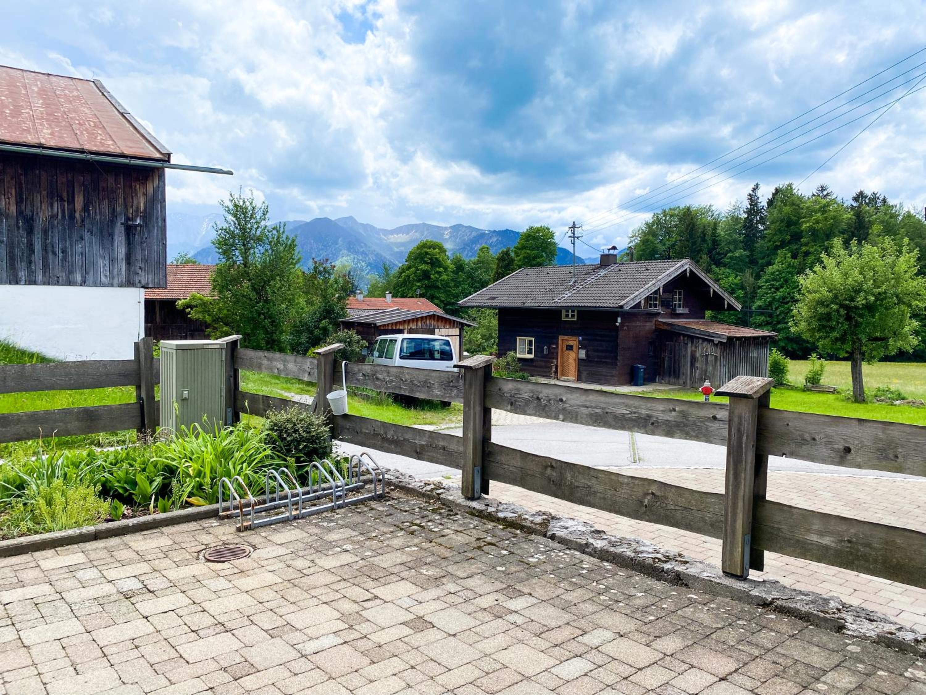 Belisima Apartments I Ferienwohnungen Fischbachau - Schliersee I Historisch & Cozy mit Bergblick I 2 Schlafzimmer