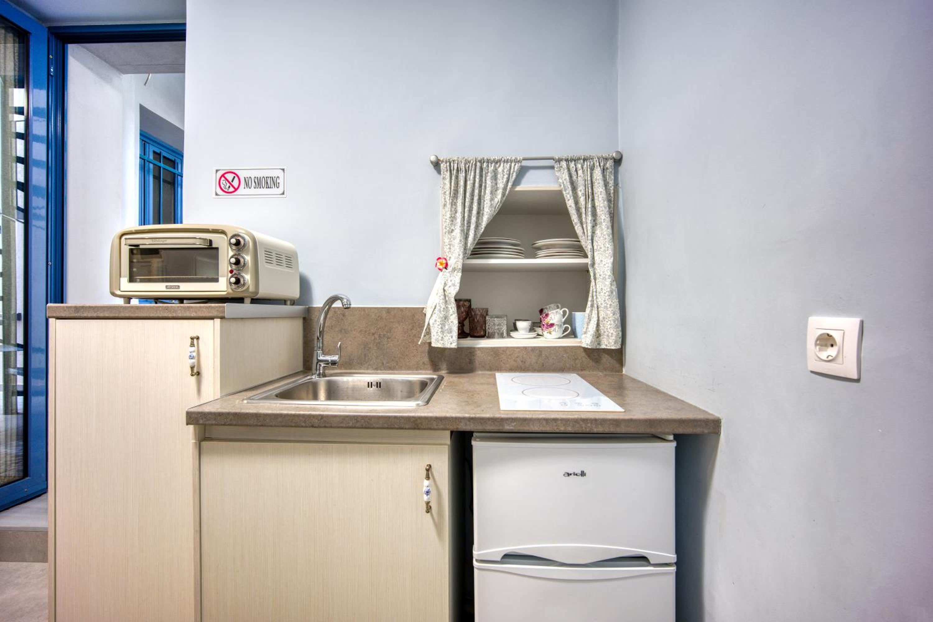 Bentzi...Boutique Apartment in Pangrati, Superior Suite (2) for 4 guests