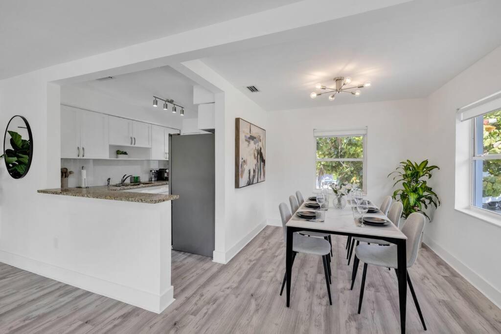 Sunny Miami Stay - Pool - BBQ - Centrally Located