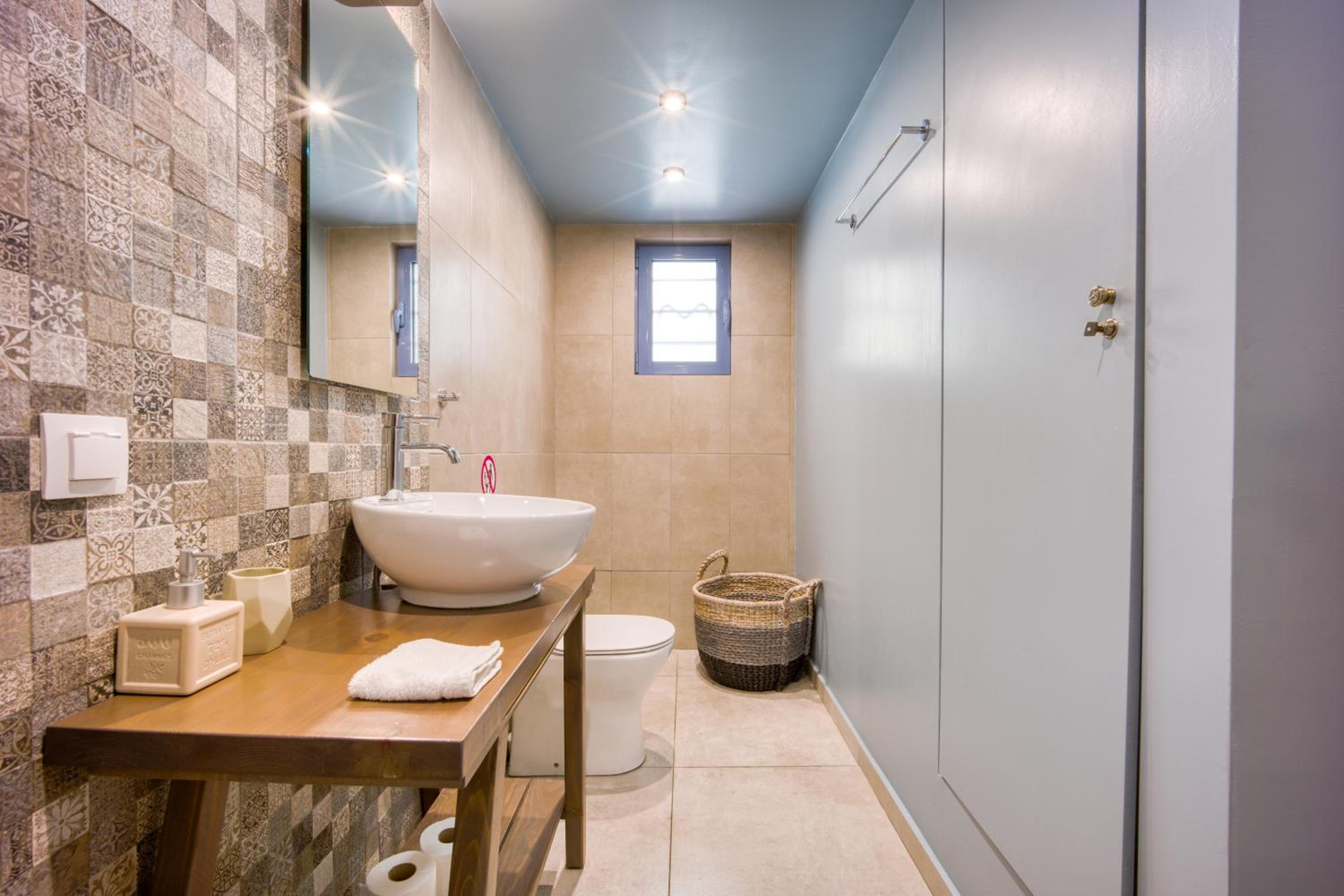 Pagrati/Hilton area, Bentzi (3) Boutique Apt. for 4