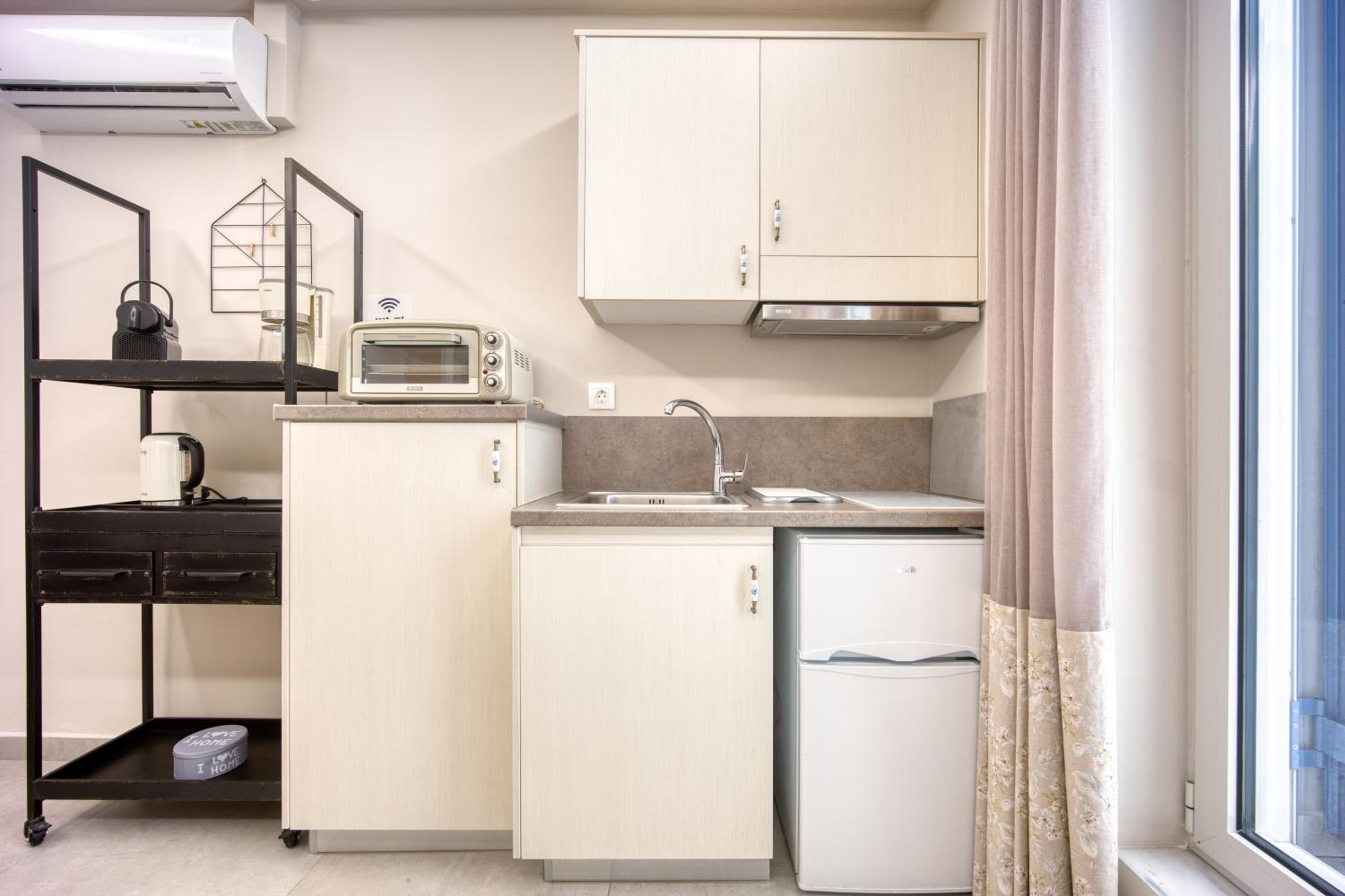 Pagrati/Hilton area, Bentzi (3) Boutique Apt. for 4