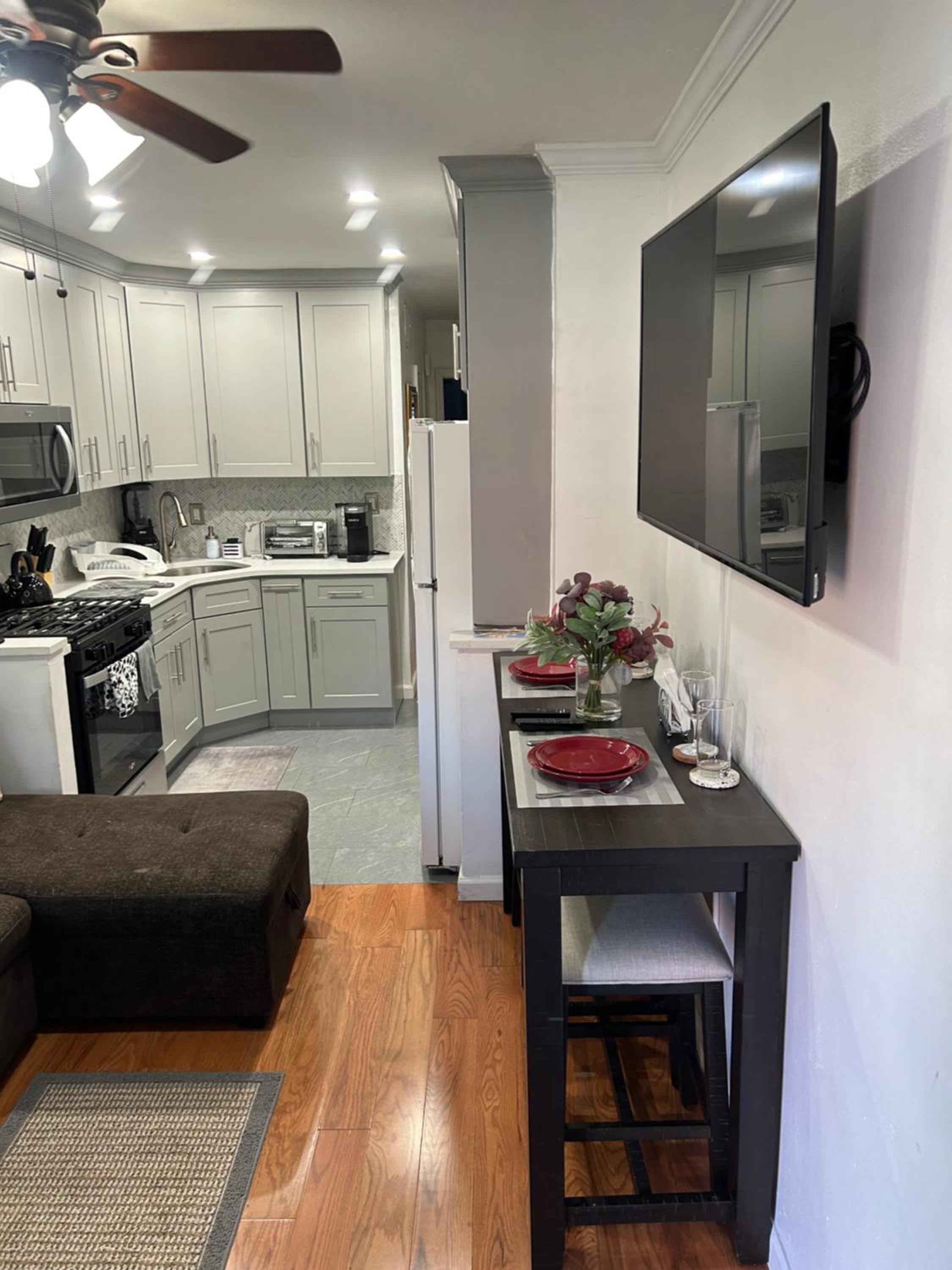 Cozy Canarsie Getaway Brooklyn NY view 4
