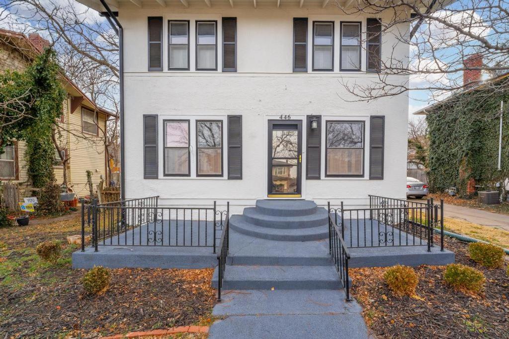 3 Bed 1 5 Bath Home in College Hill By Hospital view 2