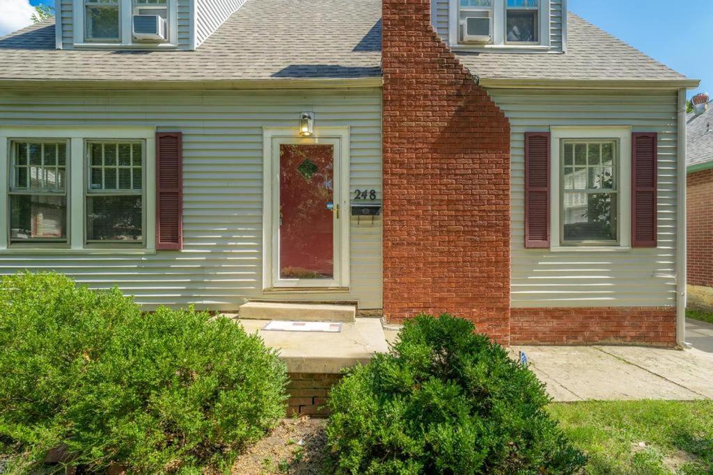 3 Bed 1 5 Bath Home By College Hill & Hospitals view 2