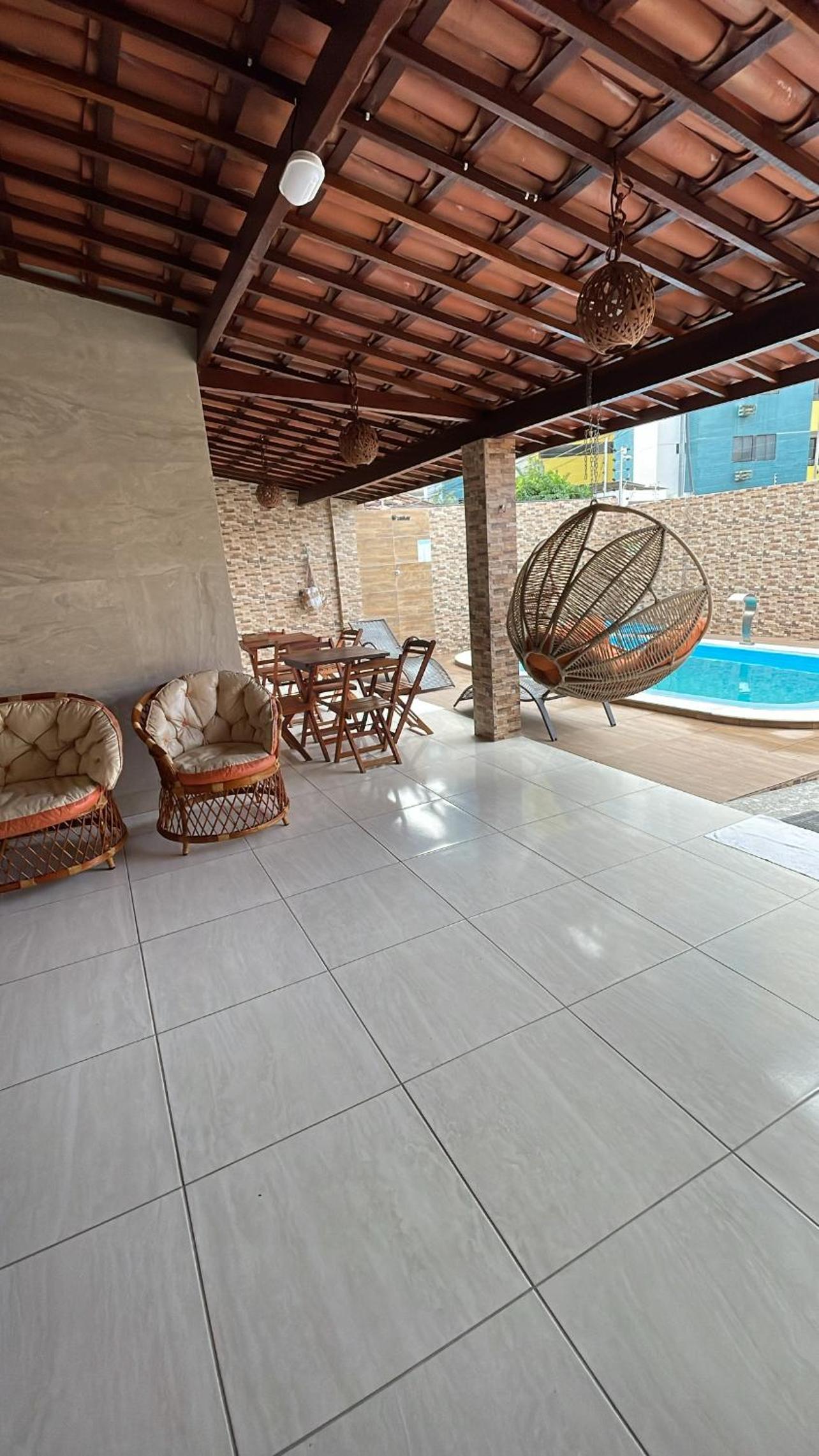Casa á 400m da Praia de Cabo Branco - João Pessoa