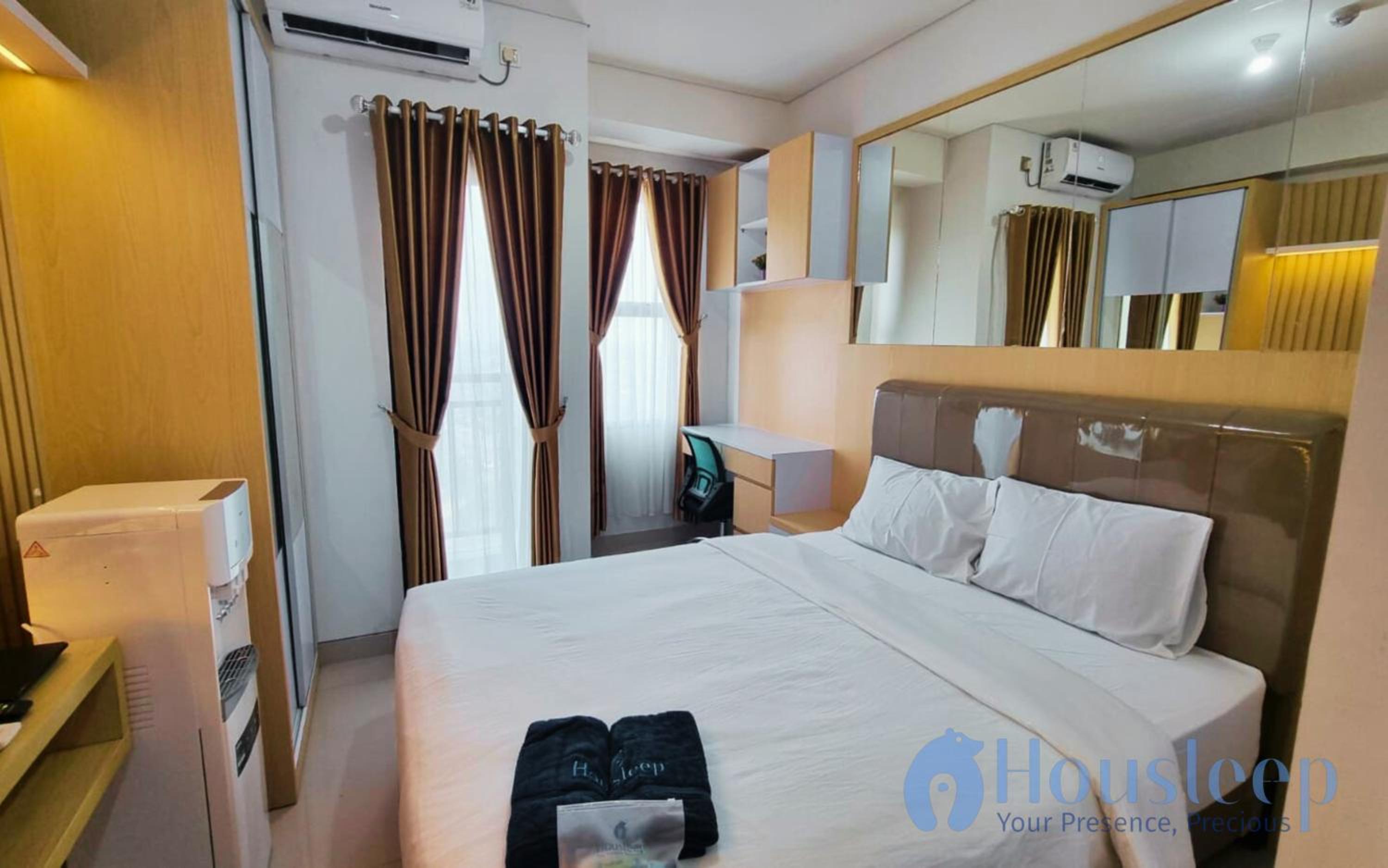 Apartemen Trans Park Cibubur by HOUSLEEP view 2