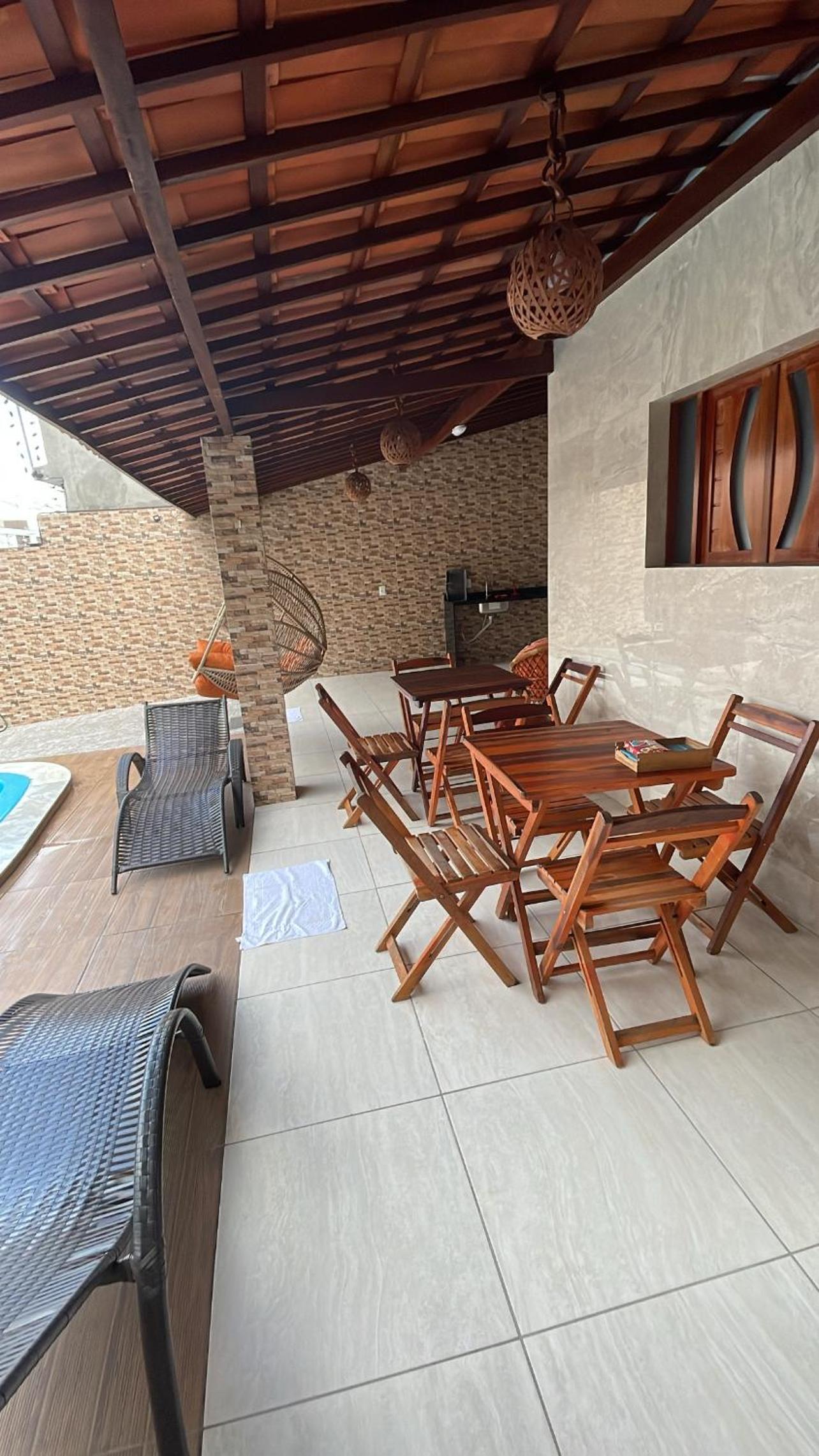 Casa á 400m da Praia de Cabo Branco - João Pessoa