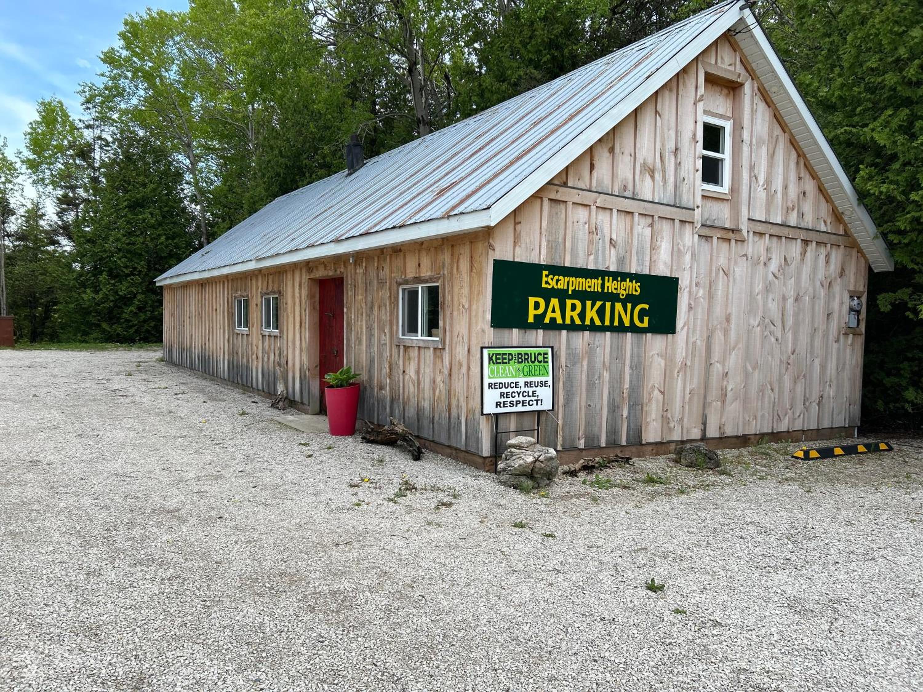 Escarpment Heights Motel
