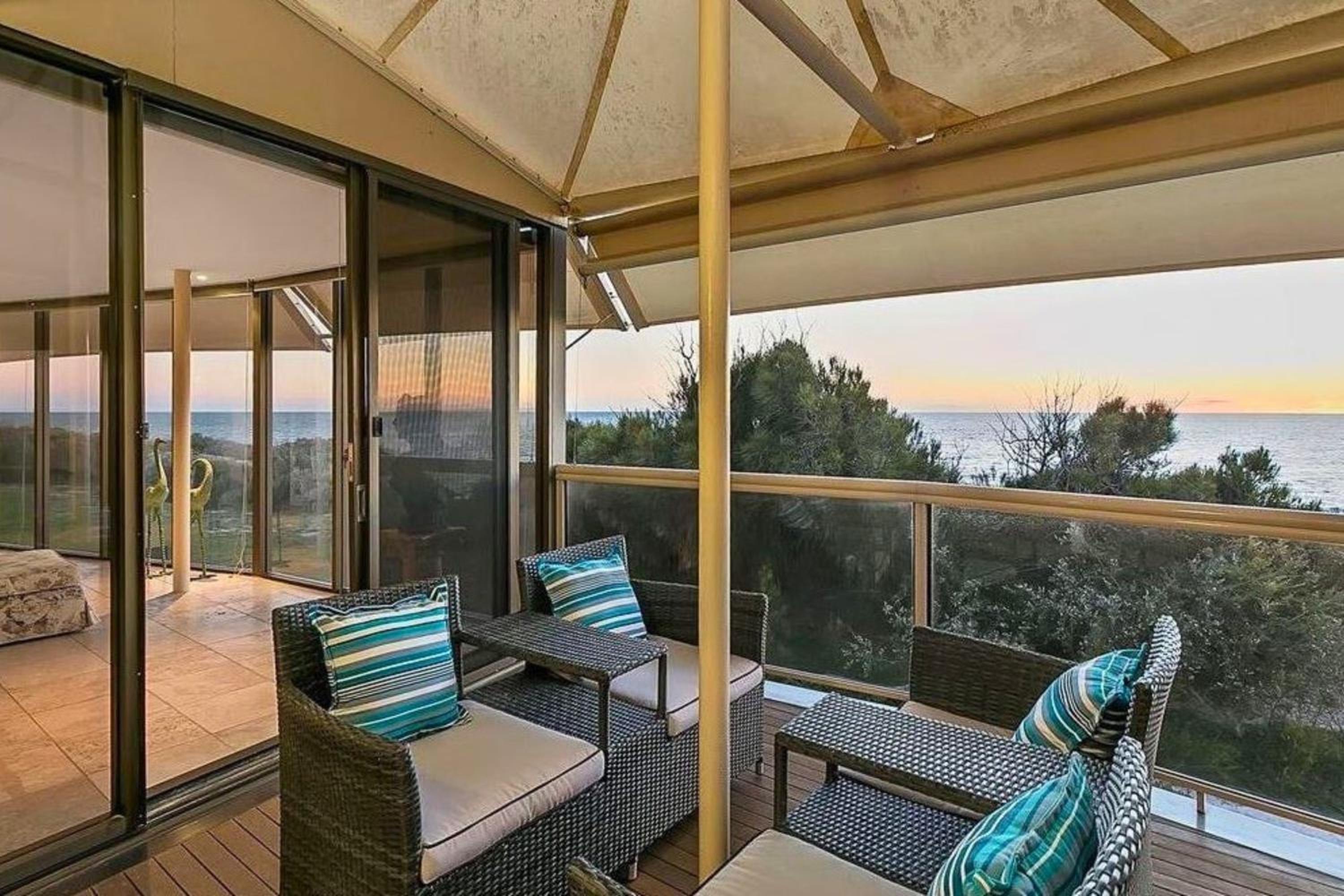 Semaphore Mansion By Host Solutions