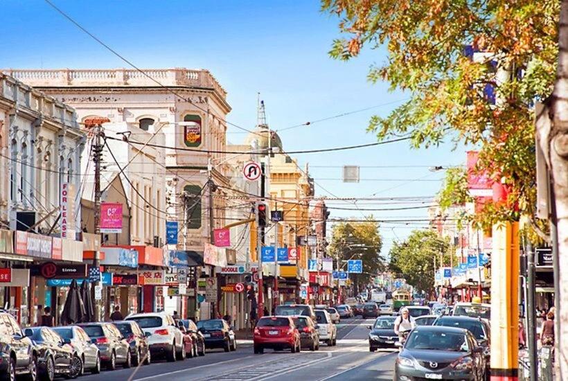 Windsor Prahran Sunny Spacious 1 Bed with Sunroom