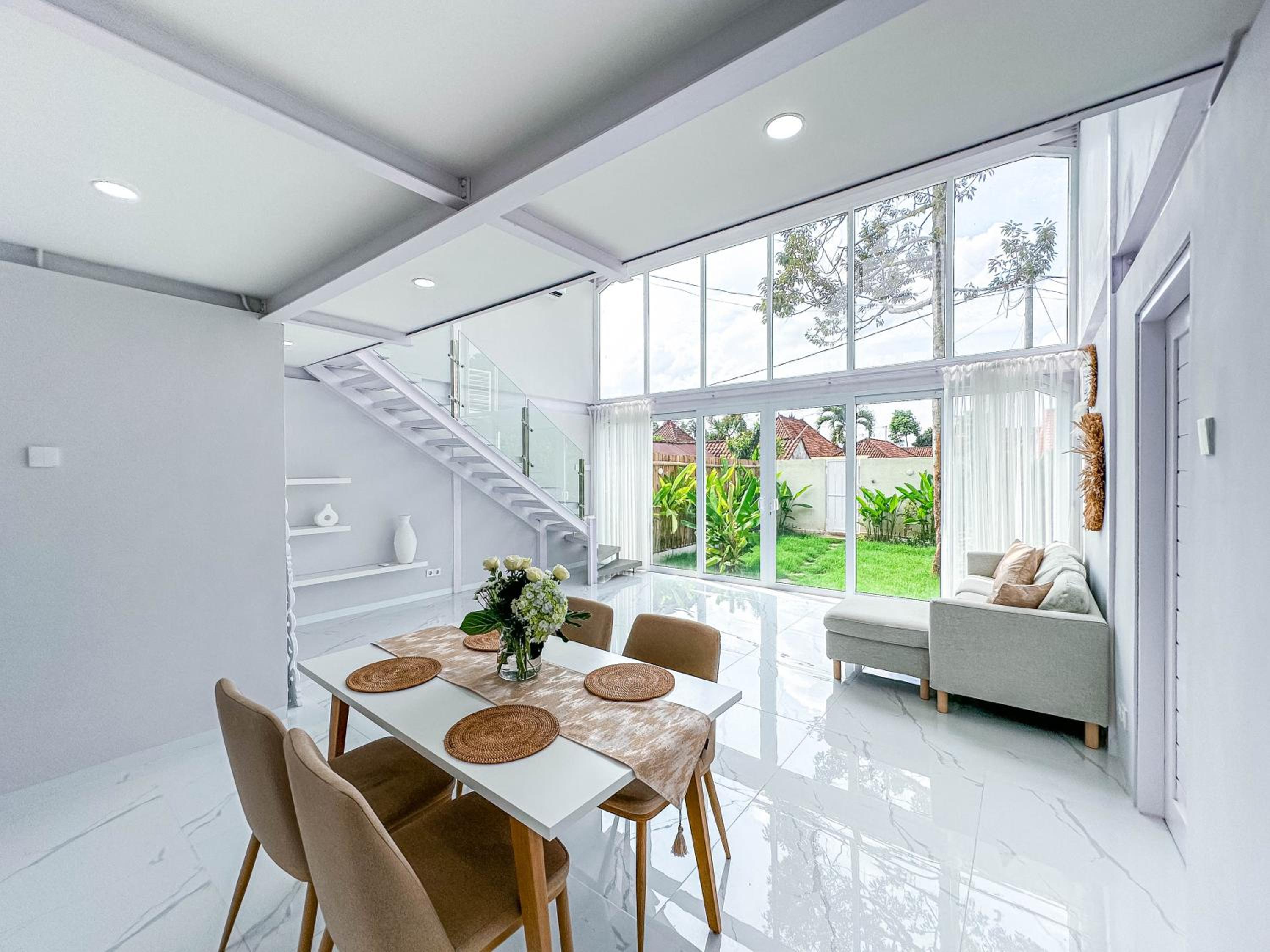 White Villa Ubud by Supala