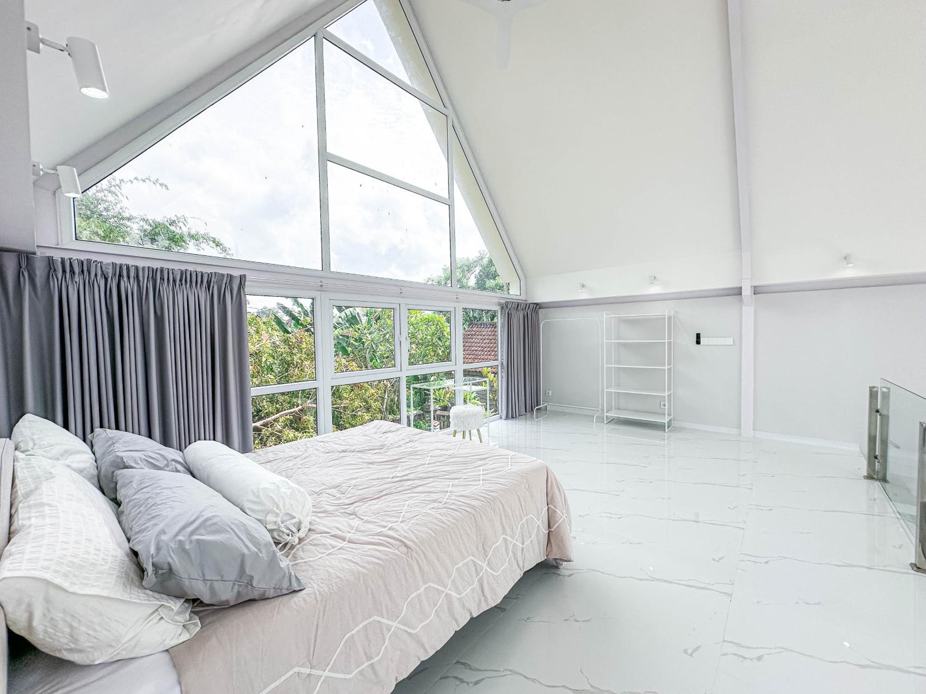 White Villa Ubud by Supala