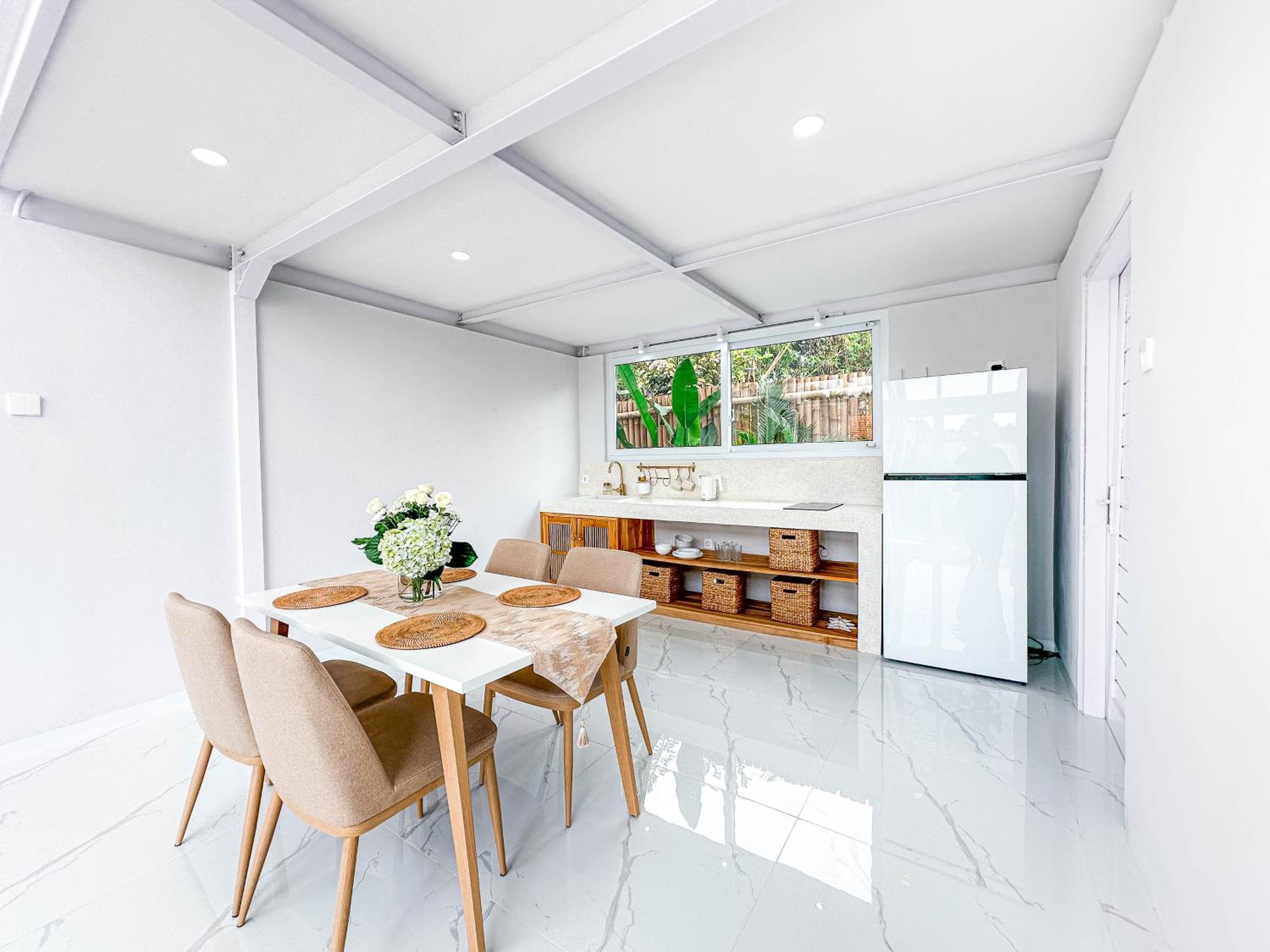 White Villa Ubud by Supala