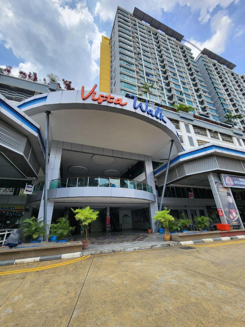 Vista Alam Staycation