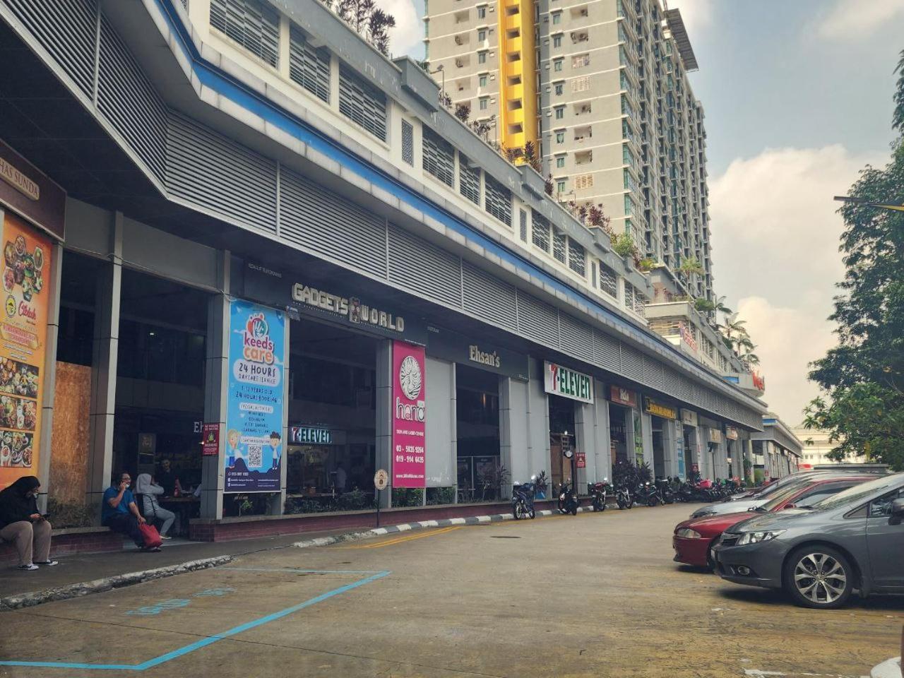 Vista Alam Staycation