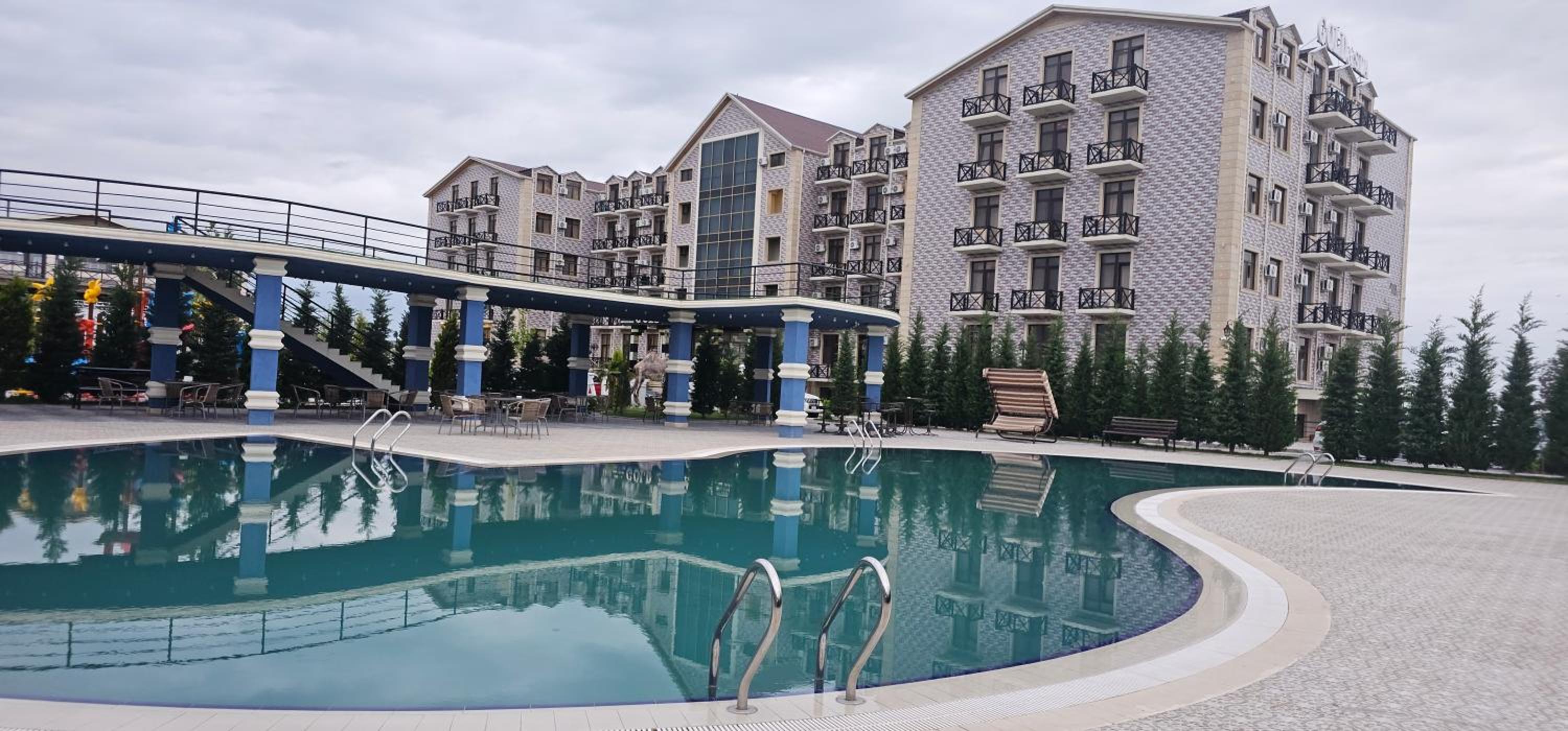 Gold Naftalan & SPA Hotel