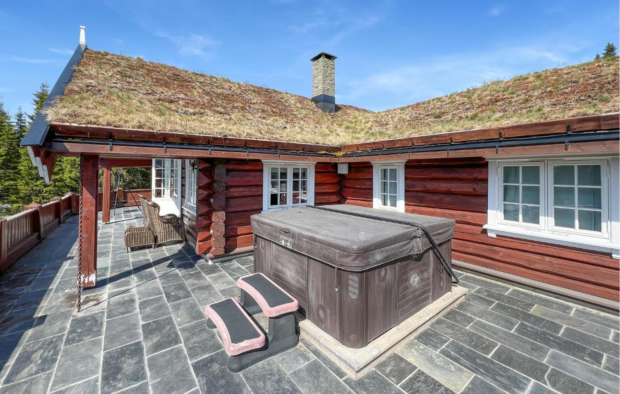 Beautiful Home In Øyer With Wifi