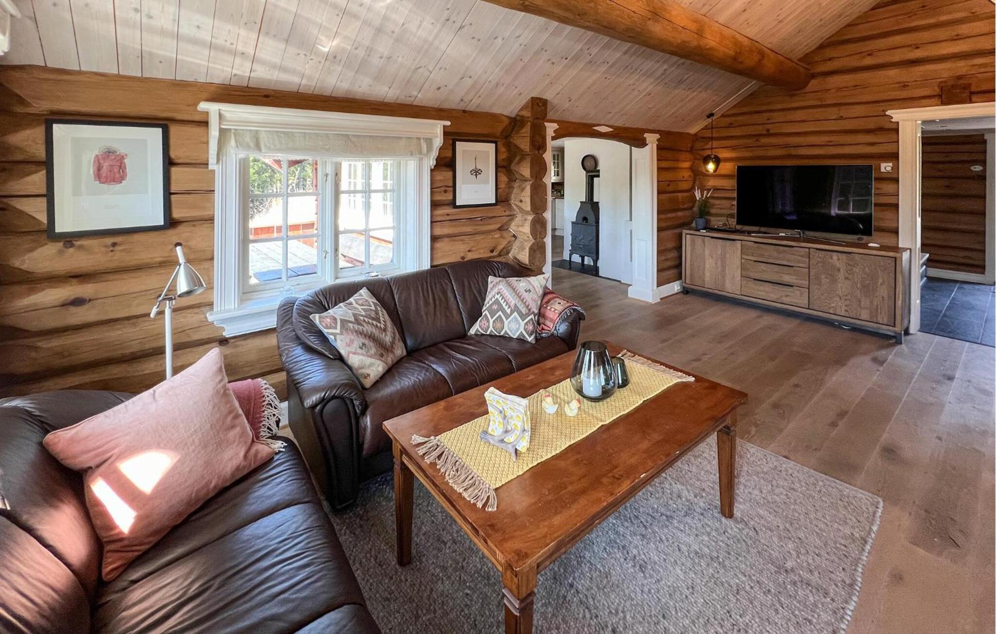 Beautiful Home In Øyer With Wifi