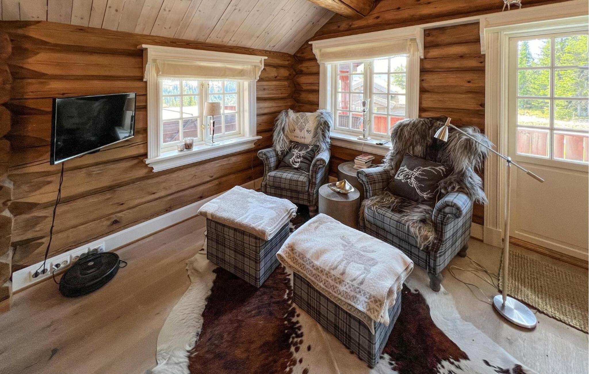 Beautiful Home In Øyer With Wifi