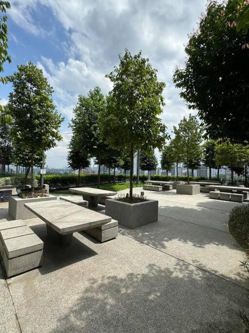 M Vertica Residence