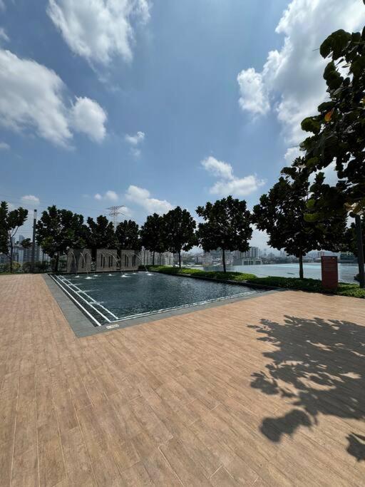 M Vertica Residence