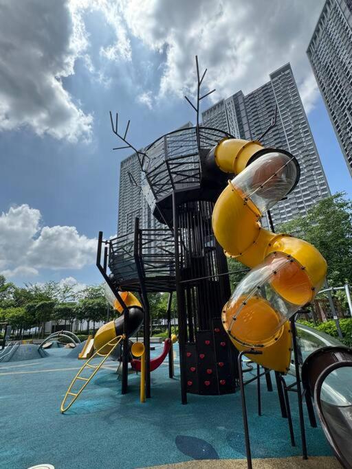 M Vertica Residence