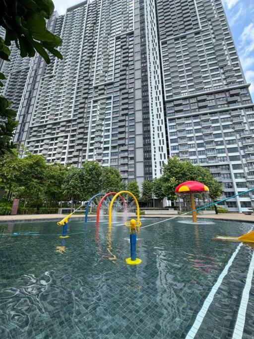 M Vertica Residence