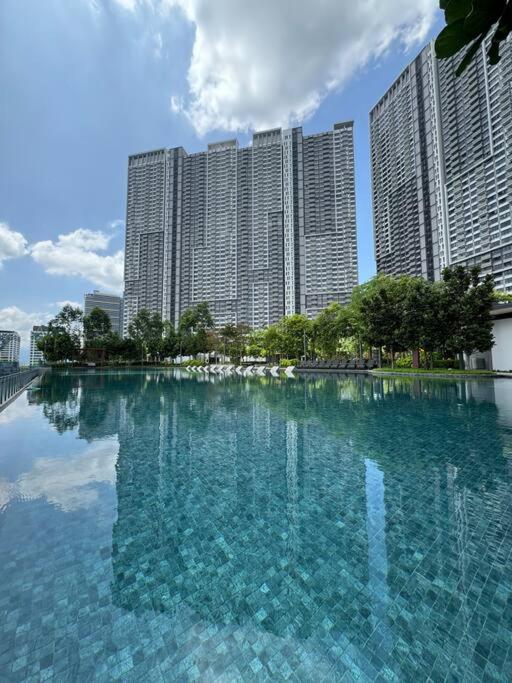 M Vertica Residence